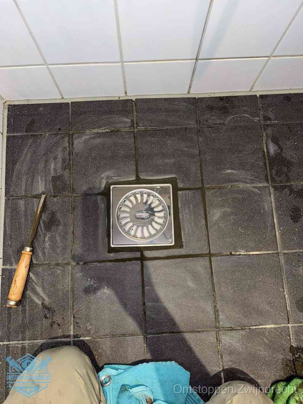 Zwijndrecht Badkamer Ontstoppen
